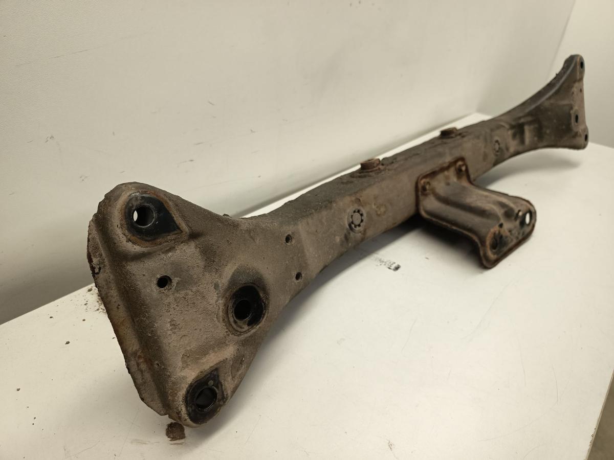 Toyota Corolla E11 Bj 1998 orig Hinterachse Hinterachsträger 1,3l 63kW Benzin