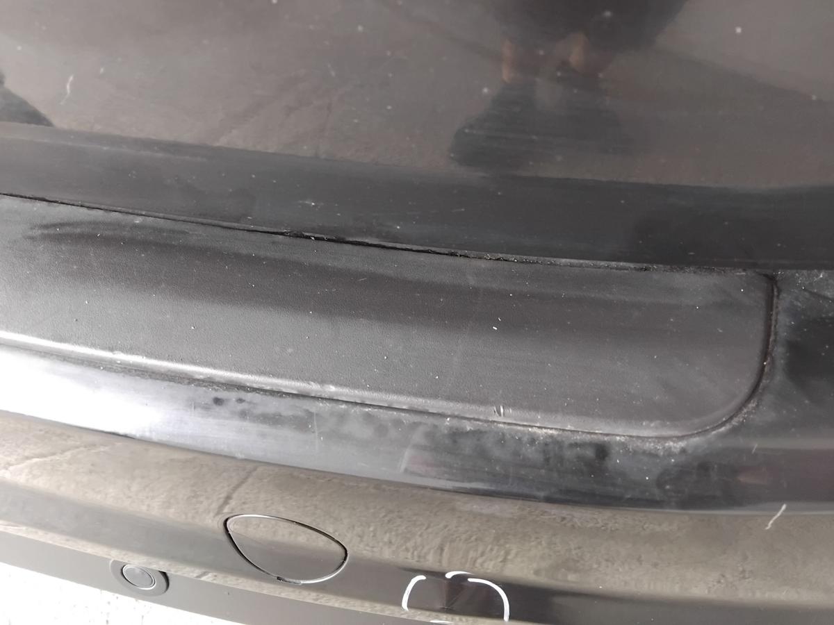 Ford Grand C-Max orig Sto&szlig;f&auml;nger Sto&szlig;stange hinten mit PDC BJ2012 Pantherschwarz