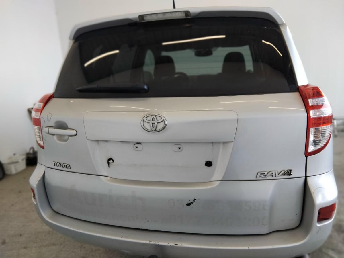 Toyota Rav4 3 original Heckklappe Hecktür mit Scheibe BJ2010 1F7 classic silbermetallic