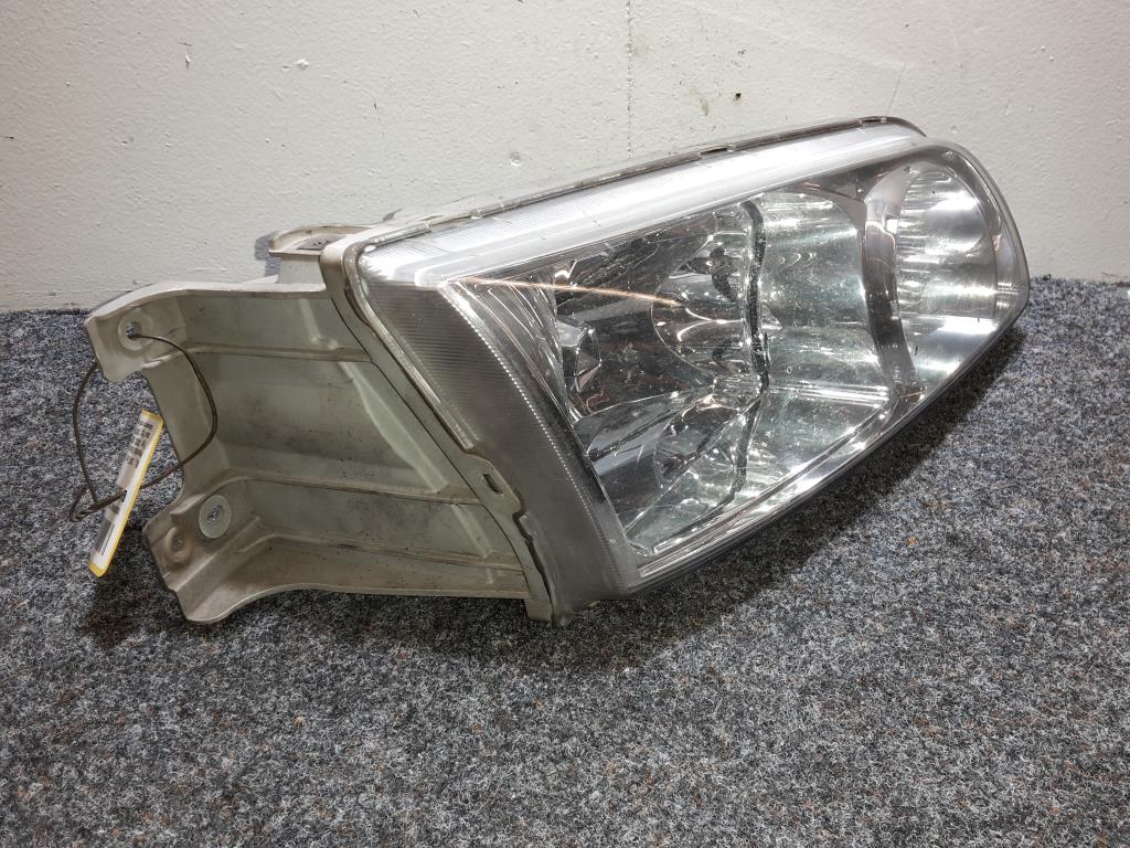 Hyundai H1 BJ 2007 Scheinwerfer vorn rechts Lampe 03-07