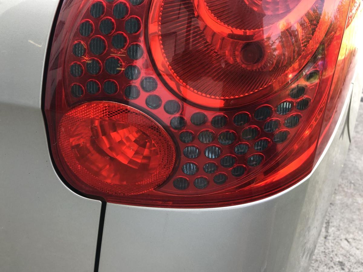 Peugeot 207 SW Typ WE R&uuml;ckleuchte rechts R&uuml;cklicht Heckleuchte Kombi