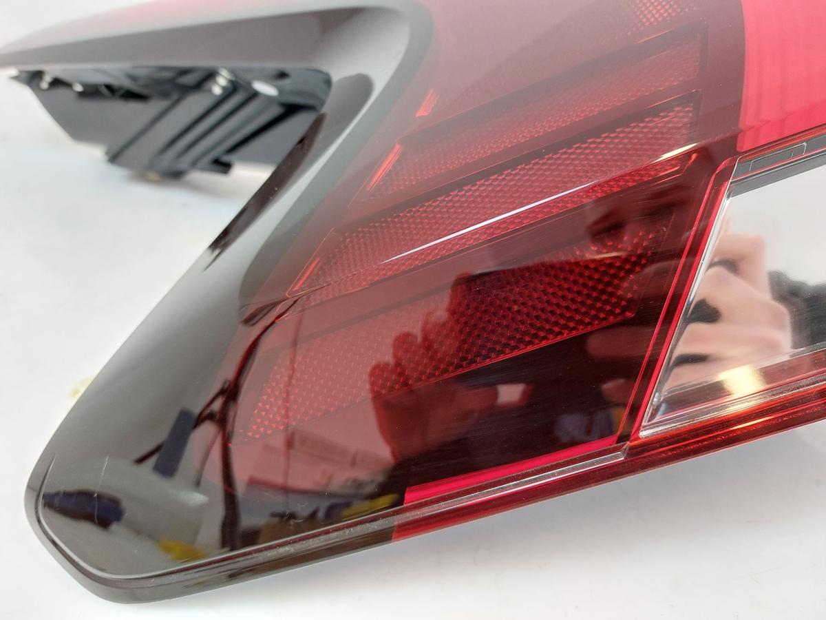 Mitsubishi Eclipse Cross GK0 ab21 R&uuml;ckleuchte links Au&szlig;enteil R&uuml;cklicht Leuchte