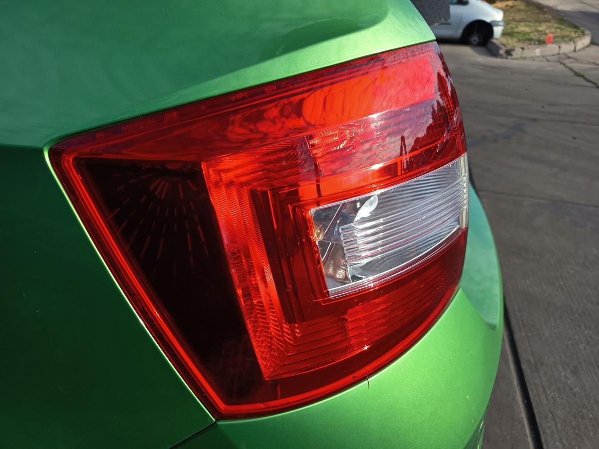 Skoda Rapid Spaceback original R&uuml;ckleuchte links Heckschlusslicht vor Facelift