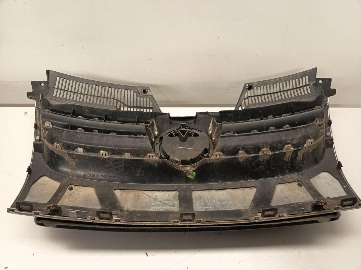 VW Golf V Kombi original K&uuml;hlergrill Chrom Baujahr 2008