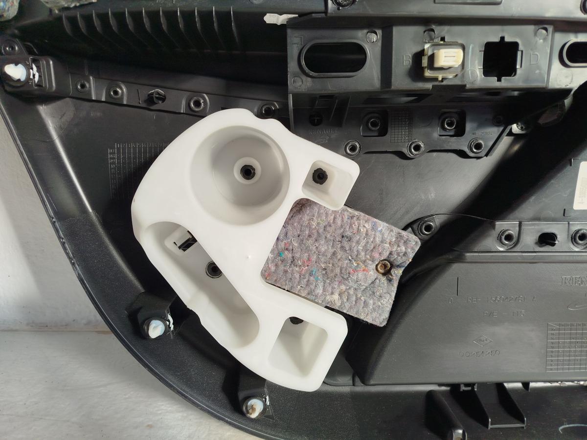 Renault Megane 3 III GT Grandtour Türverkleidung vorn rechts Türpappe Bose OEM