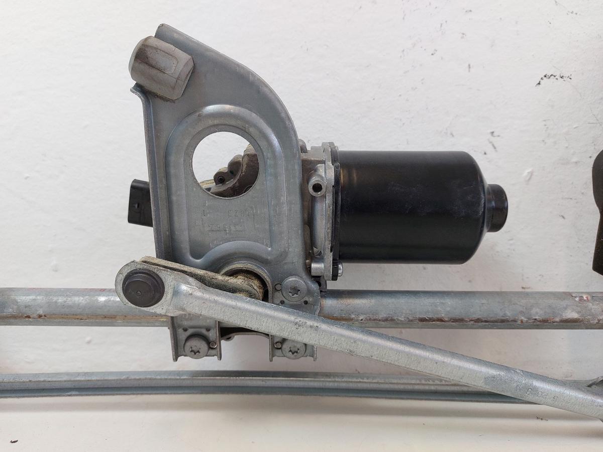 BMW 1er F21 M140i LCI Wischergest&auml;nge Wischerantrieb mit Wischermotor Valeo