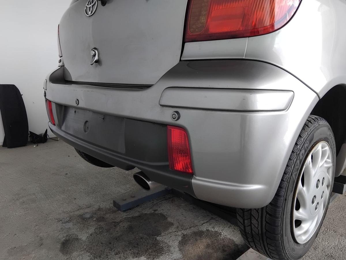 Toyota Yaris P1 Sport orig Sto&szlig;stange Stossf&auml;nger hinten Facelift PDC BJ2004