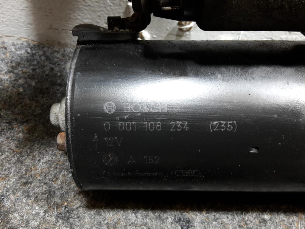 Alfa GT 937 BJ 2007 Anlasser Starter 1.9D 110KW 0001108234 Bosch