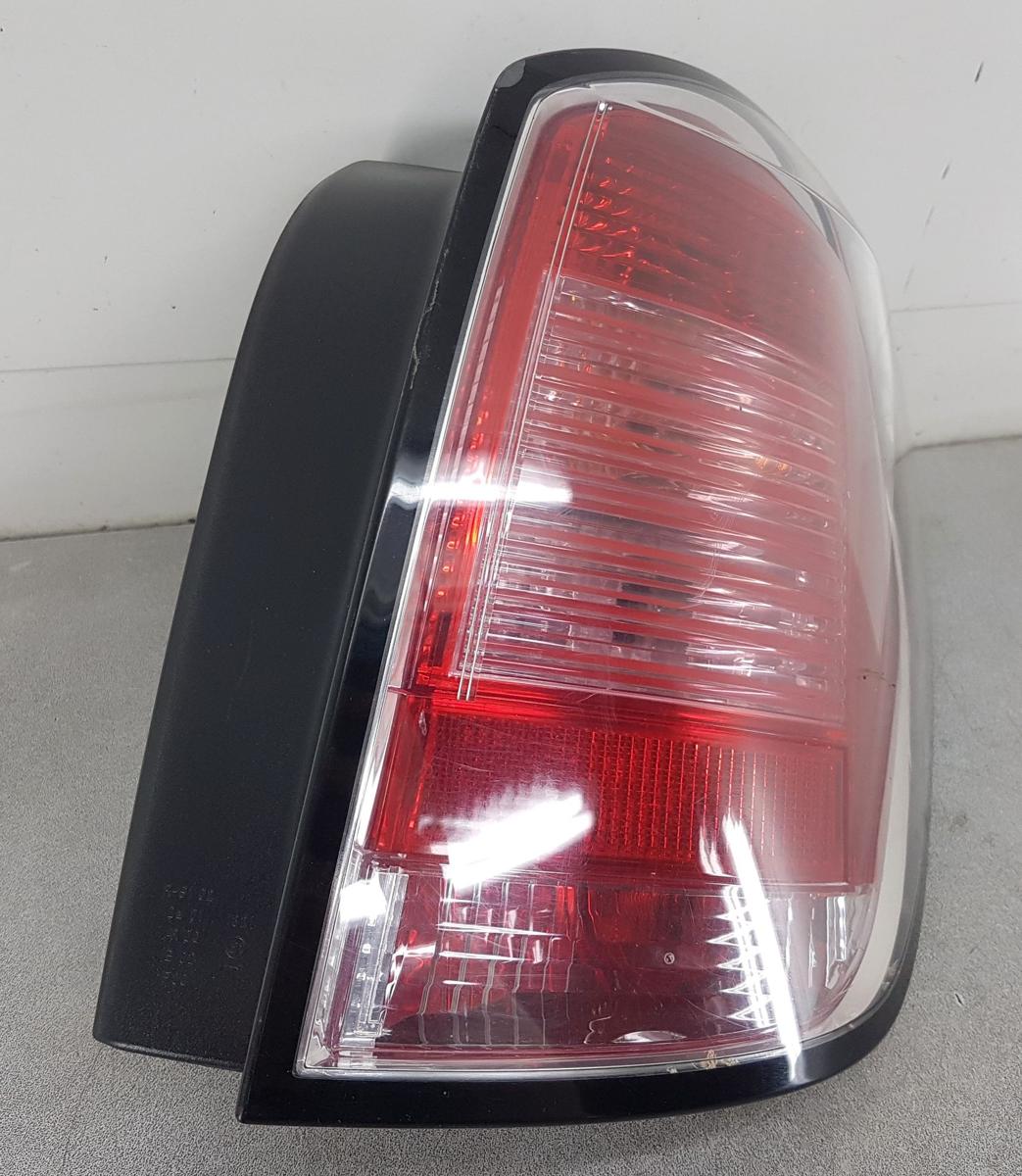 Opel Astra H Caravan Rückleuchte Rücklicht rechts 24451840 Bj2006 Kombi