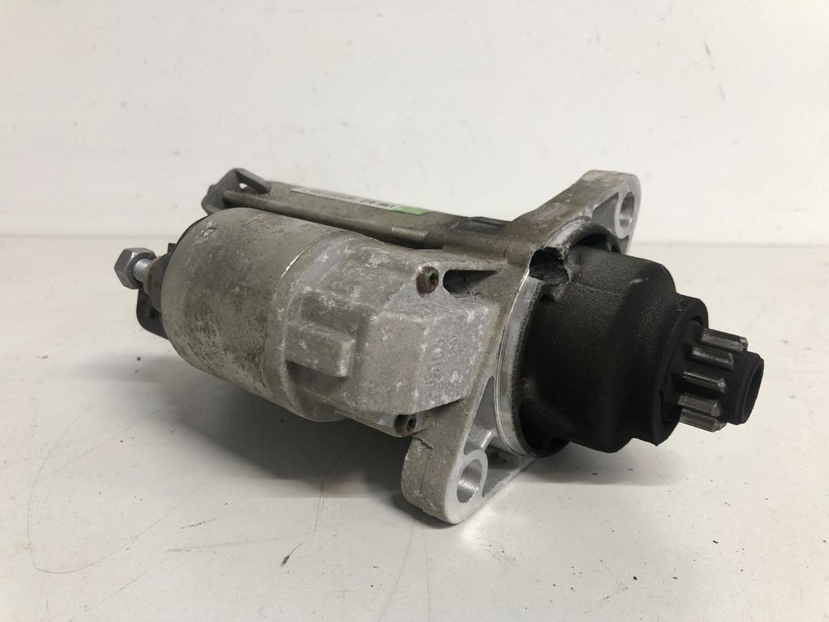 Golf Plus 5M original Anlasser Starter Valeo 02T911023T Bj 2009