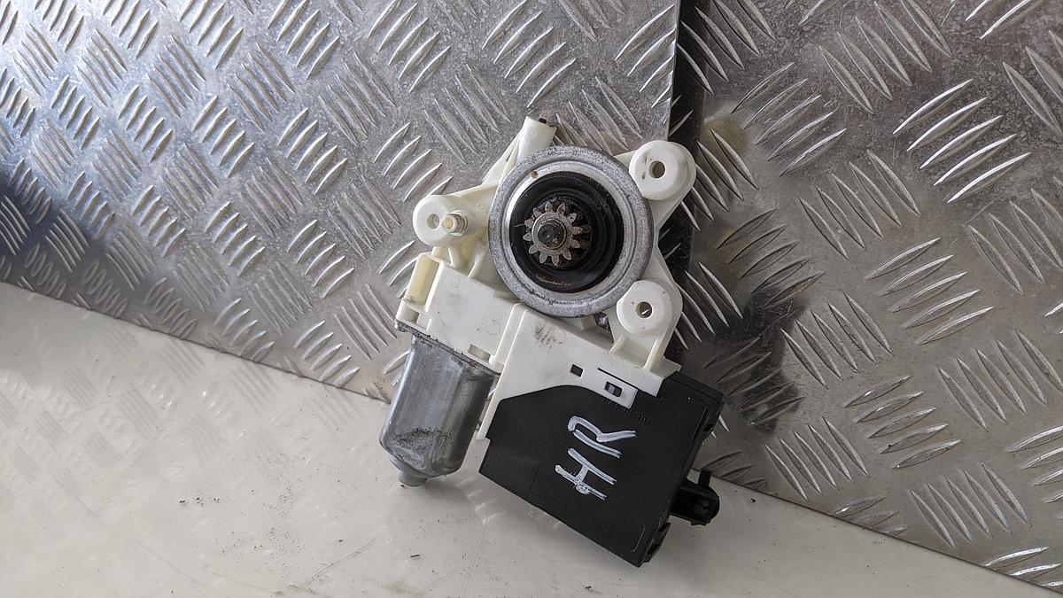 Volvo V50 M Fensterhebermotor hinten rechts 30724757