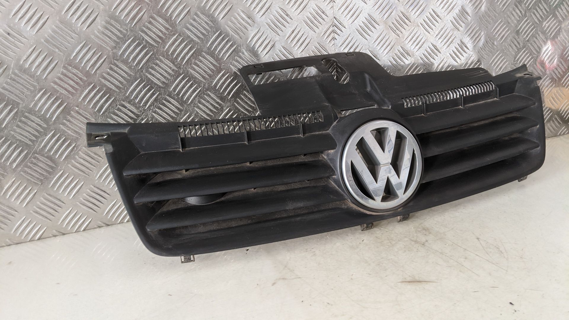 VW Polo 9N1 FUN Grill Kühlergrill Frontgrill