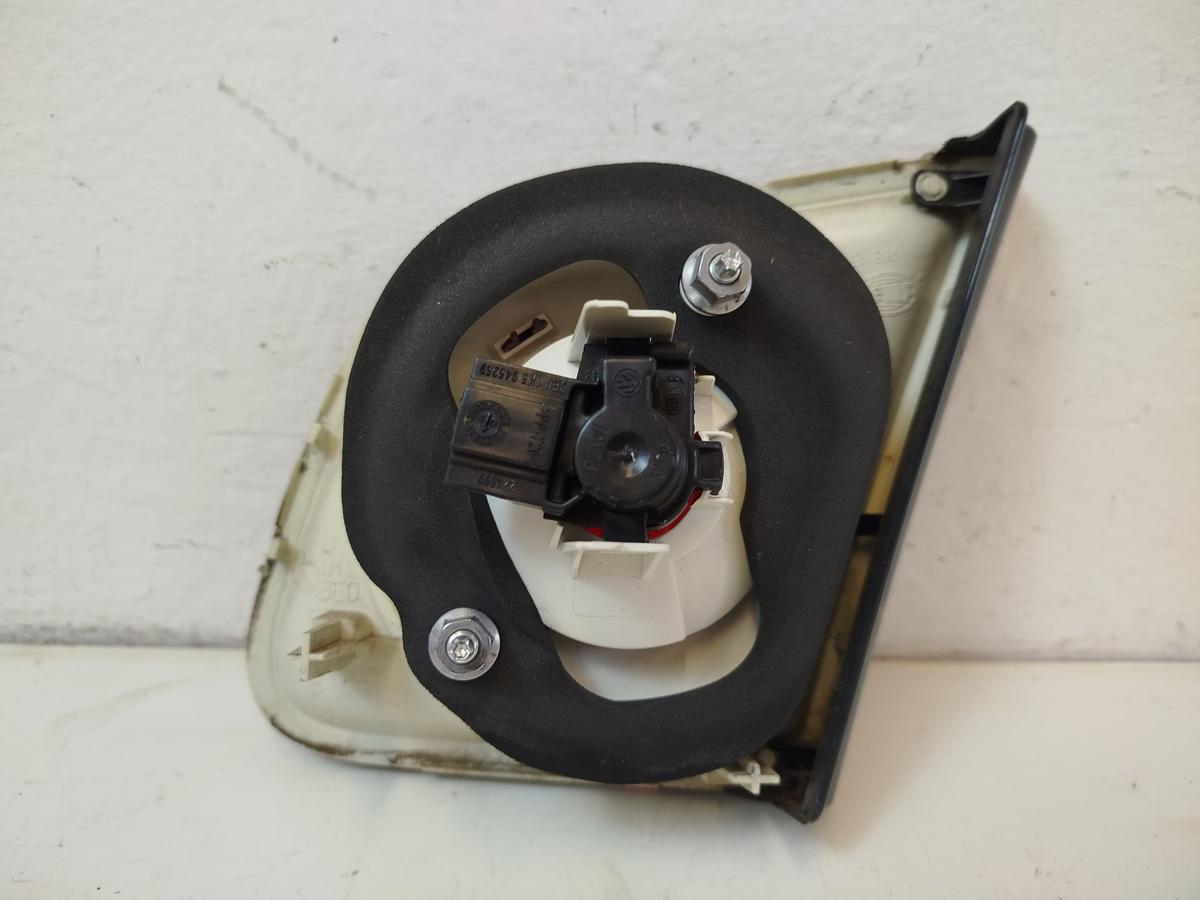 VW Jetta 1K R&uuml;ckleuchte innen links R&uuml;cklicht Heckleuchte Innenteil Heckklappe