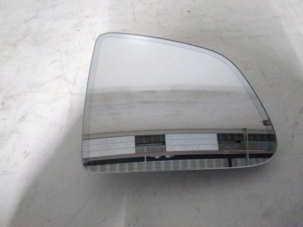 Tesla Model Y original Spiegelglas rechts automatisch abblendbar und beheizt Bj.2023