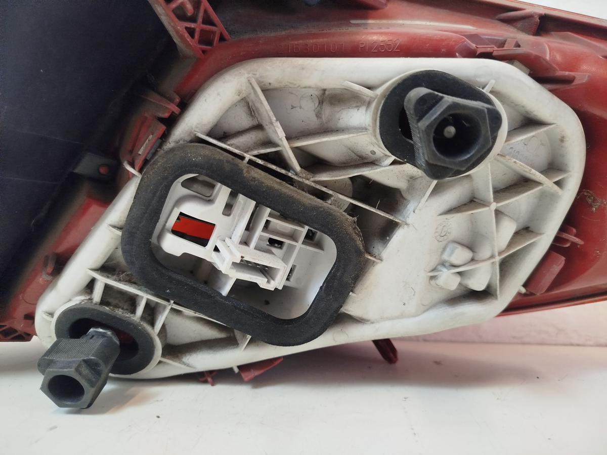 R&uuml;ckleuchte Heckleuchte au&szlig;en links Ecke Schlussleuchte Opel Meriva B