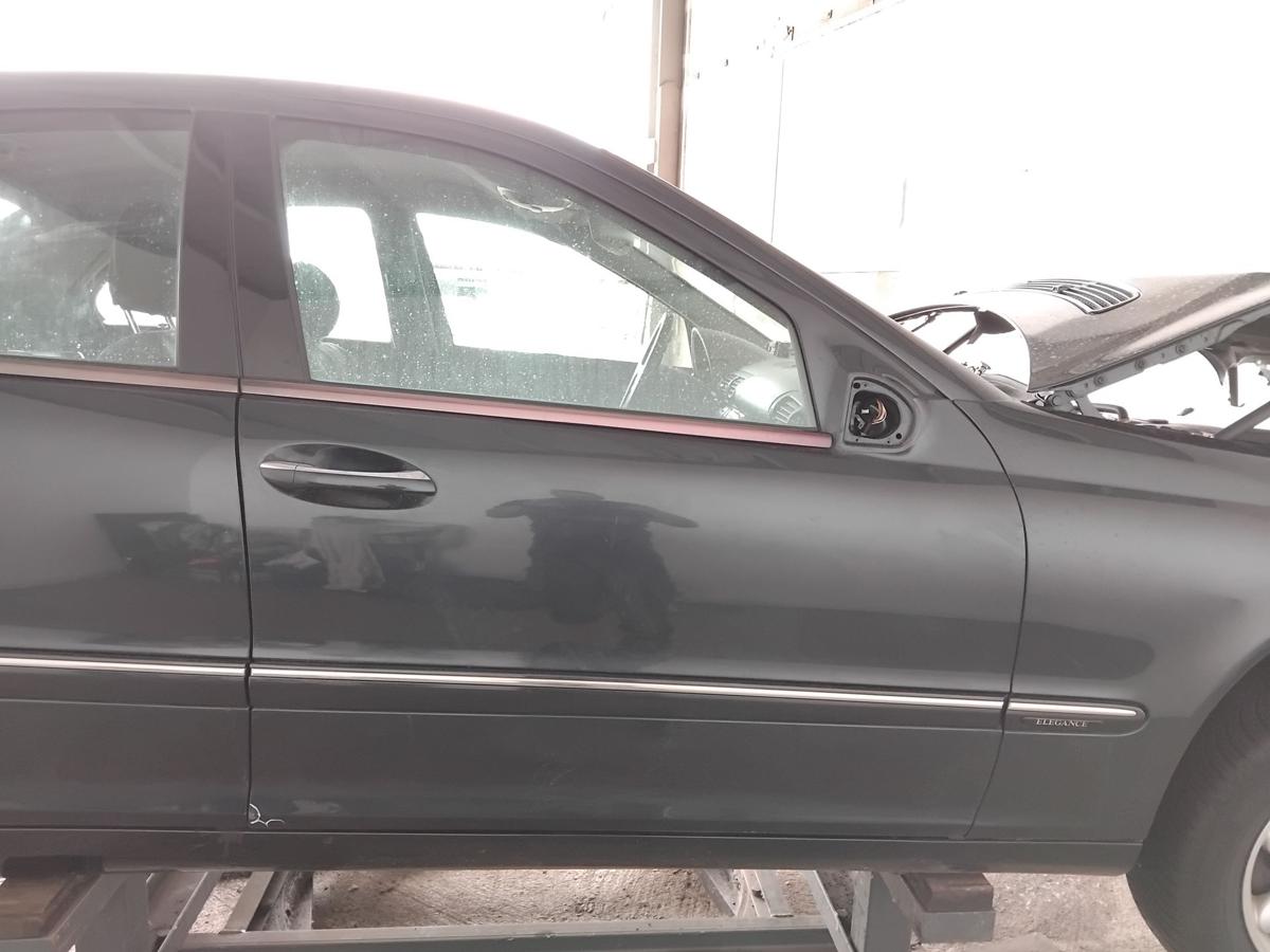 Mercedes C-Klasse 203 T&uuml;r vorn rechts Beifahrert&uuml;r 189 smaragdschwarz BJ2001