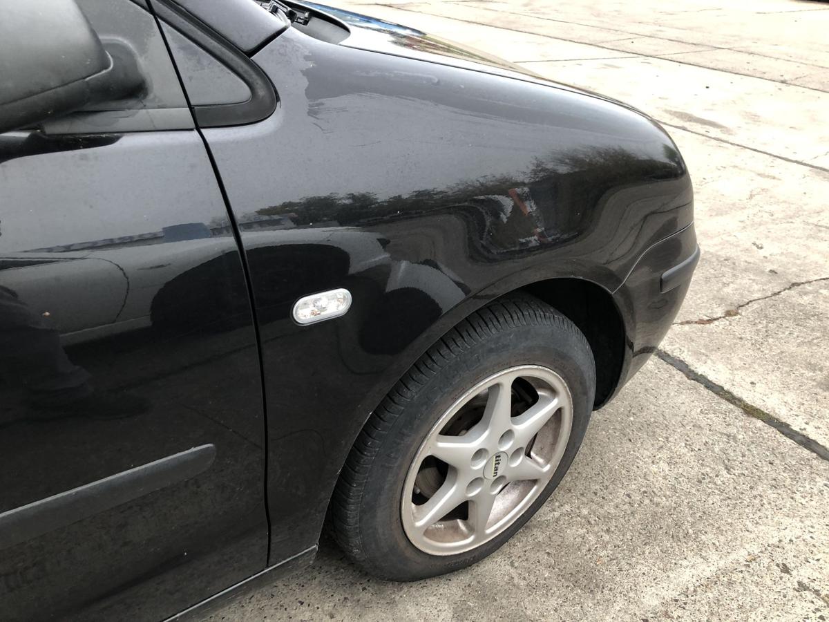 VW Polo 9N 9N1 Kotflügel vorn rechts Beifahrerseite LC9Z Black Magic Perl