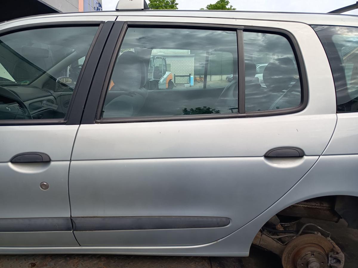 Renault Megane Kombi original T&uuml;r hinten links MV632 Polargrau Bj 2001