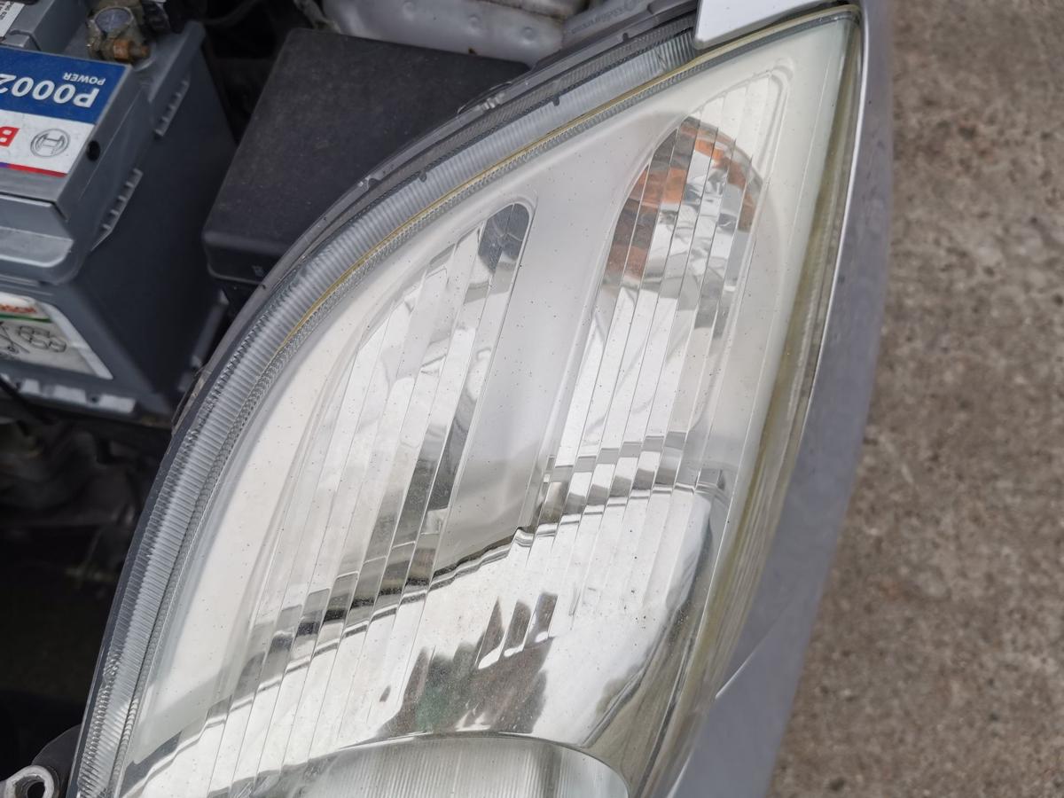Toyota Yaris XP9 Scheinwerfer Hauptscheinwerfer Frontscheinwerfer vorn links FRA