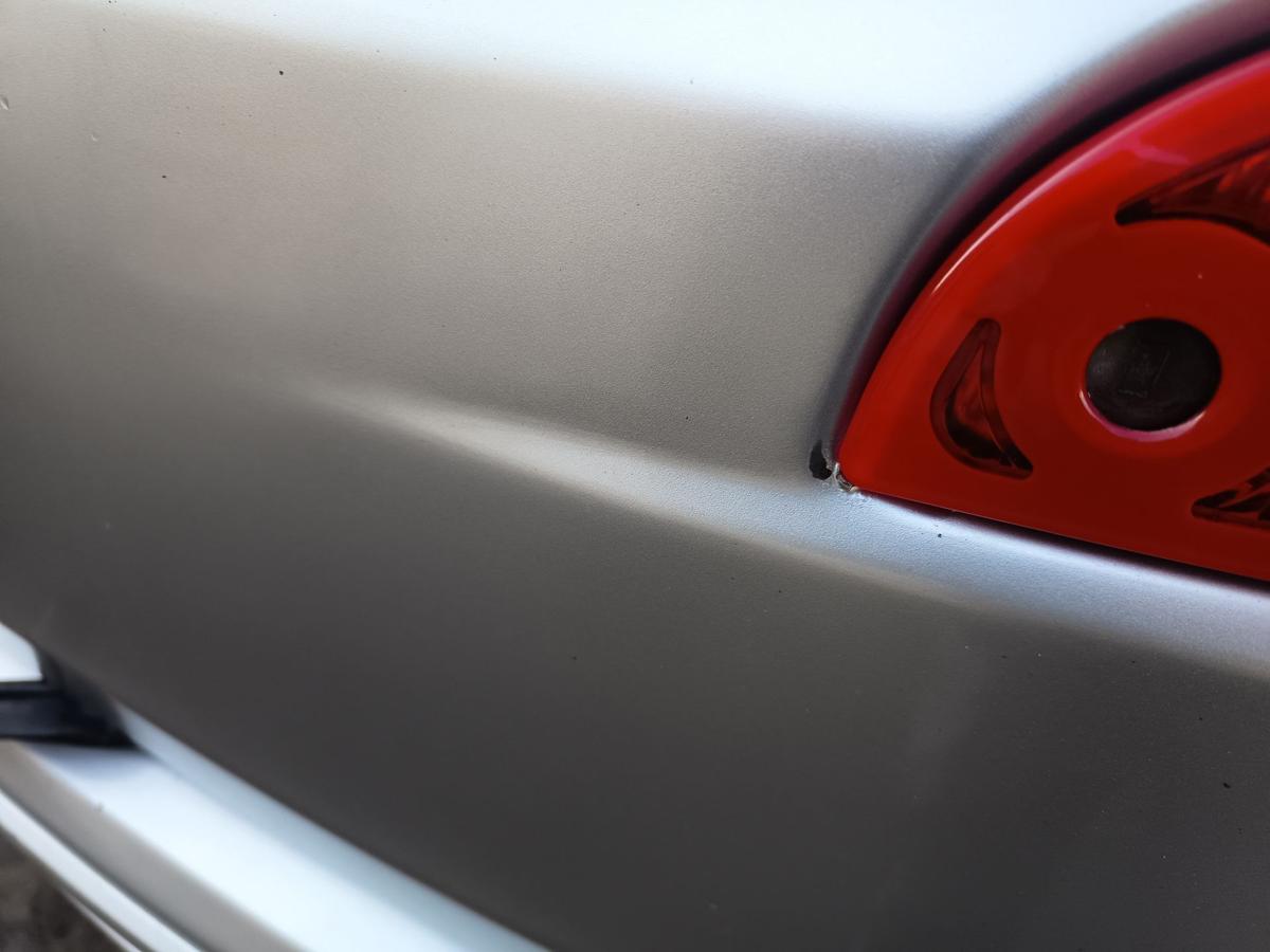 Mitsubishi Colt Z30 original Heckklappe mit Scheibe A50 Pure silver Bj 2005