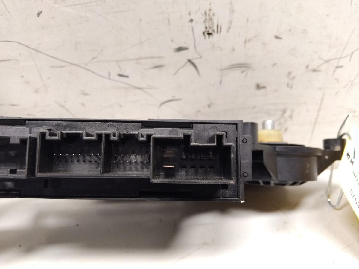 Seat Exeo ST 3R orig Fensterhebermotor hinten rechts ohne Hebermechanik BJ2011