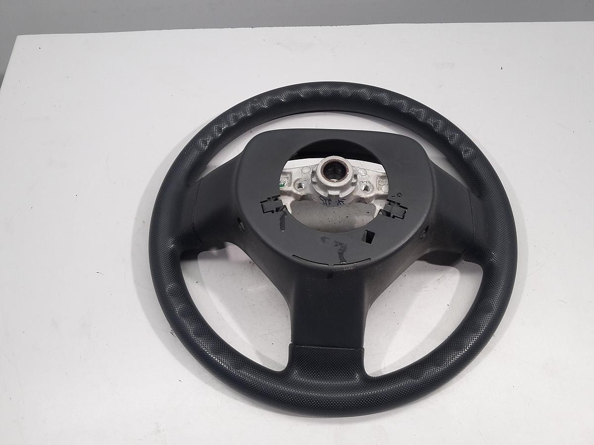 Toyota Aygo AB1 org Lenkrad ohne Airbag 3 Speichen Bj 2006