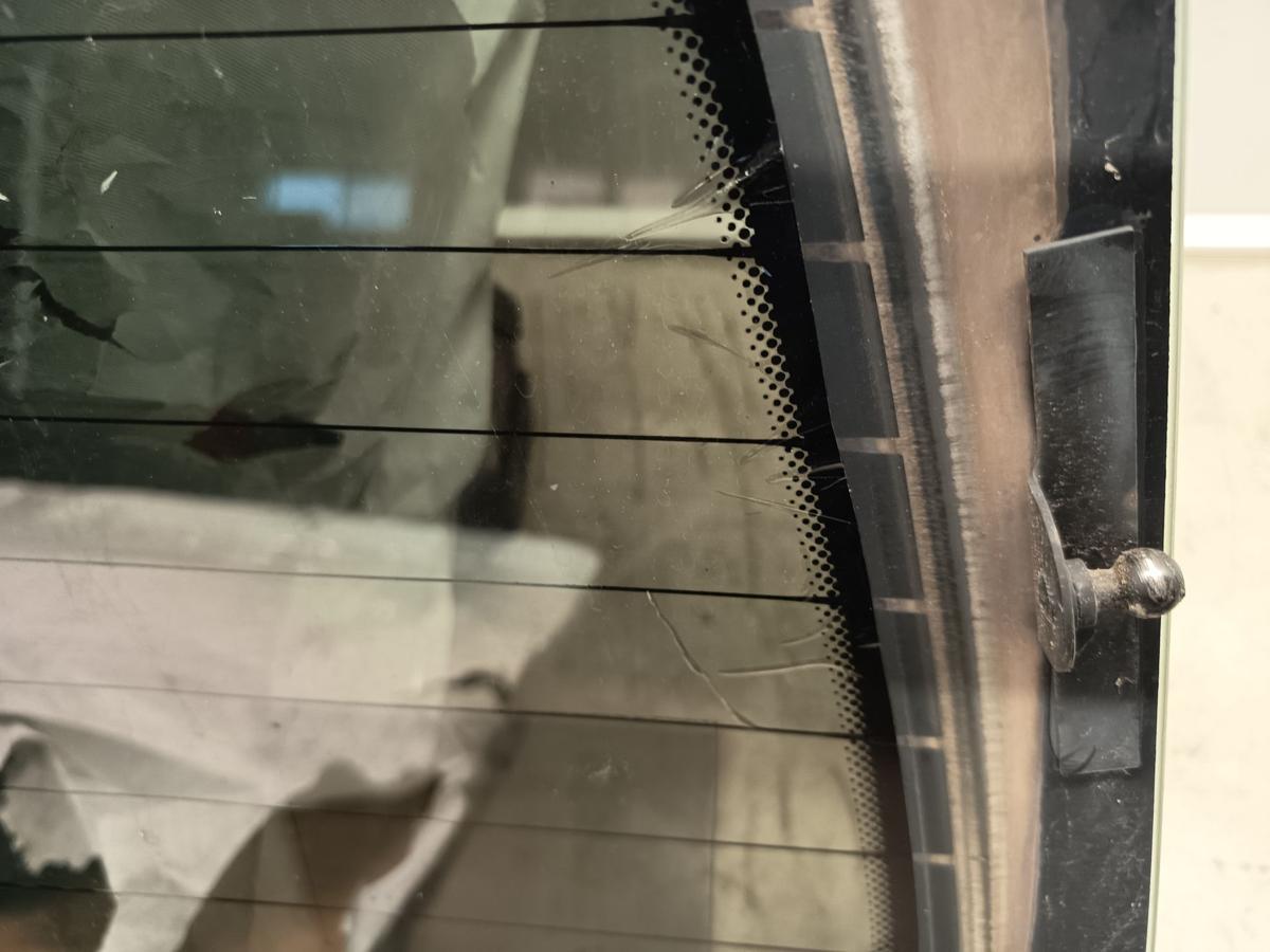 Smart MC 01 Bj 1999 original Heckscheibe mit Spoiler und 3.Bremsleuchte schwarz