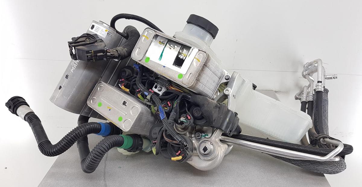 Tesla Model X W&auml;rmetauscher Bj2022 1752119-03-B Super Manifold