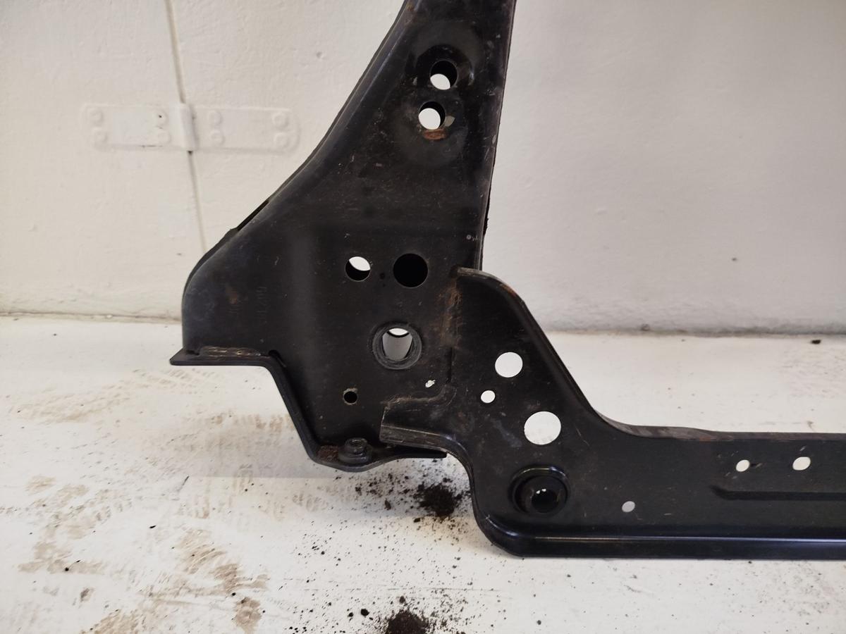 Nissan Micra K14 Vorachstr&auml;ger Vorderachsk&ouml;rper Achstr&auml;ger vorn