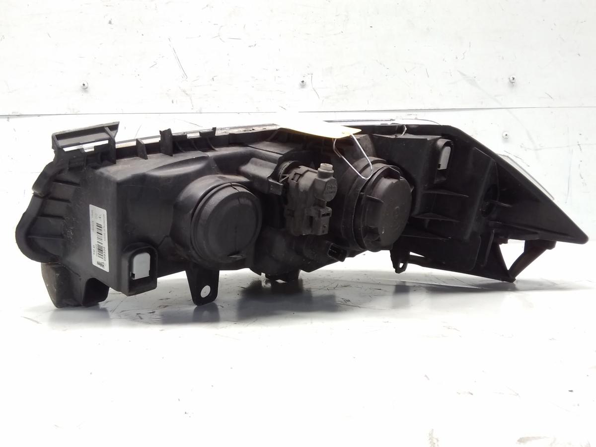 Renault Megane 2 orig Scheinwerfer rechts Halogen mit LWR 89307009 VALEO BJ2005