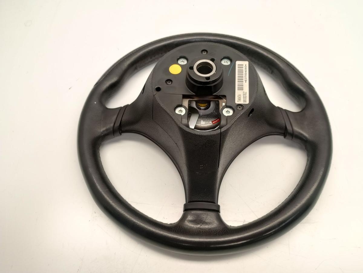 Mitsubishi Lancer EVO CS0 MOMO Sportlenkrad 3-Speichen Bj 2003