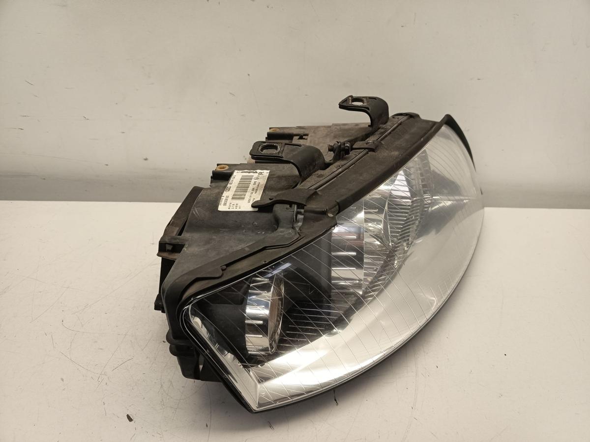 Audi A4 B6 original Scheinwerfer rechts vor Facelift Baujahr 2002