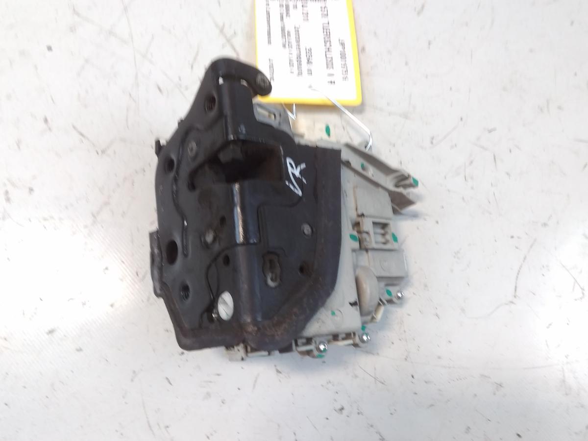 Audi A1 8X orig.T&uuml;rschloss vorn rechts mit Zentralverriegelung 8J1837016C BJ2010