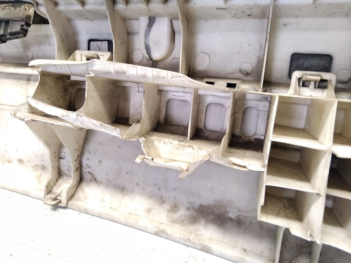 Renault Clio 2 Phase 3 original Sto&szlig;stange Sto&szlig;f&auml;nger hinten BJ2004 MV632 Gris Boreal