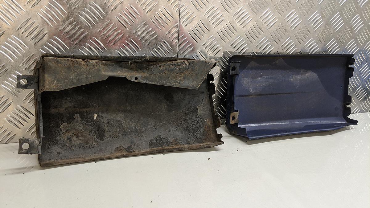 VW T4 70 7D Satz Frontblenden Blende unter Scheinwerfer links rechts