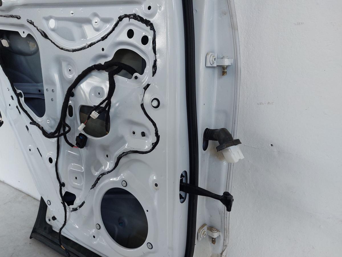 Omoda 5 EV Elektro T&uuml;r hinten links Fondt&uuml;r im Rohbau Originalteil weiss