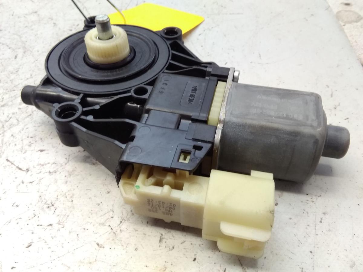 Ford Fiesta JA8 original Fensterhebermotor vorn links Bj.2016