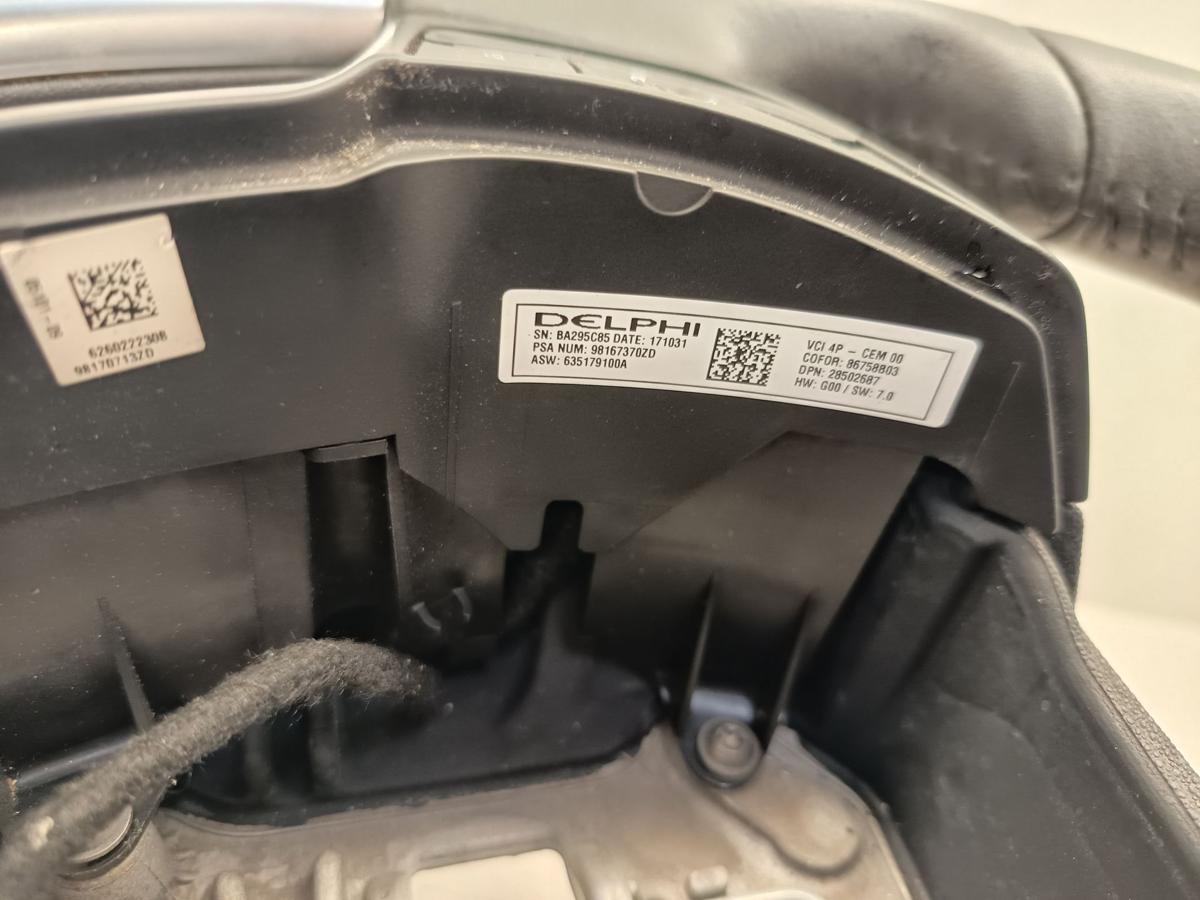 Citroen C4 II Picasso SpaceTourer Bj 2018 original Sportlenkrad Multifunktion