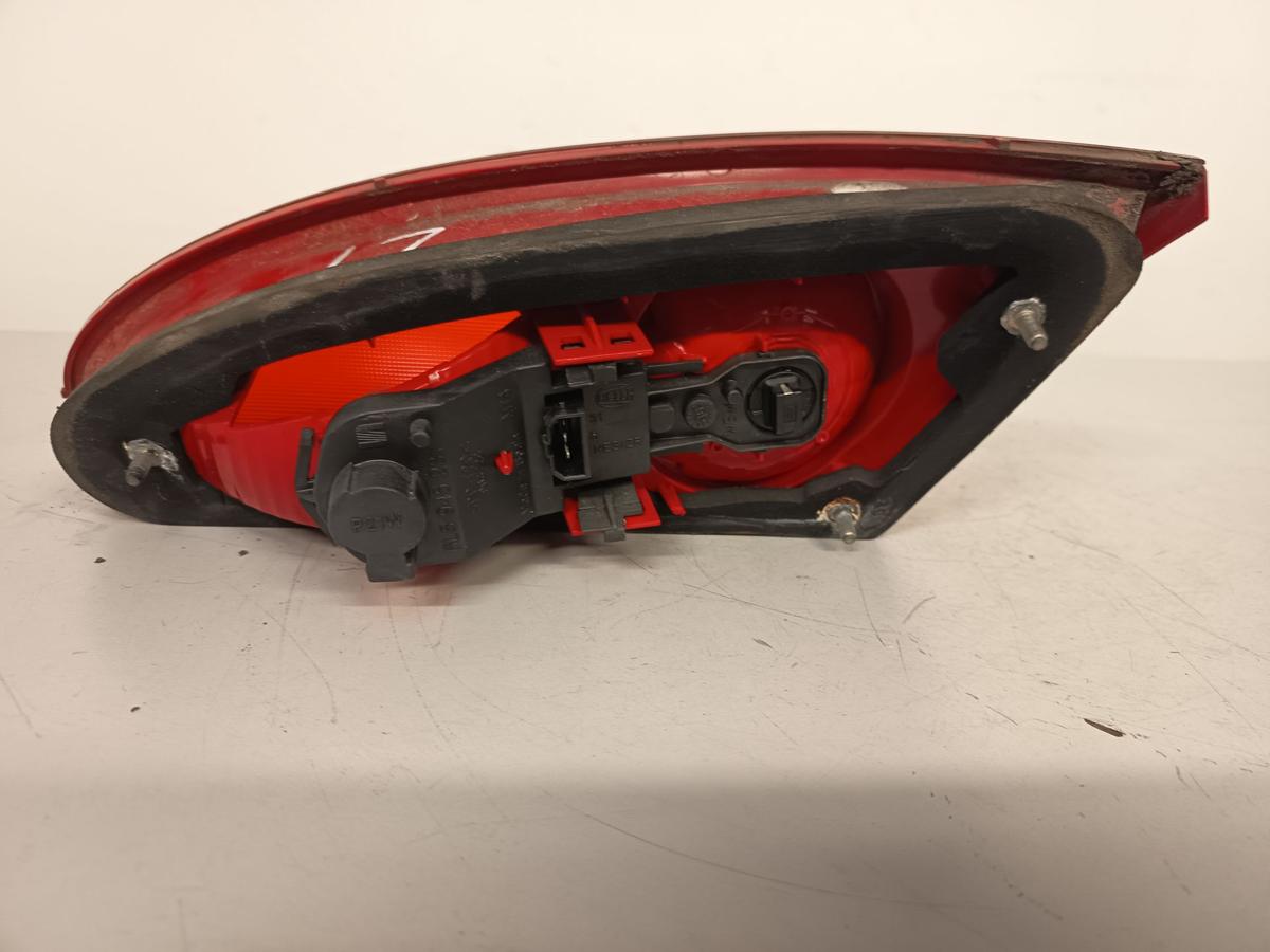 Seat Leon 1P Bj 2006 original Rück-Schluss-Heckleuchte links innen
