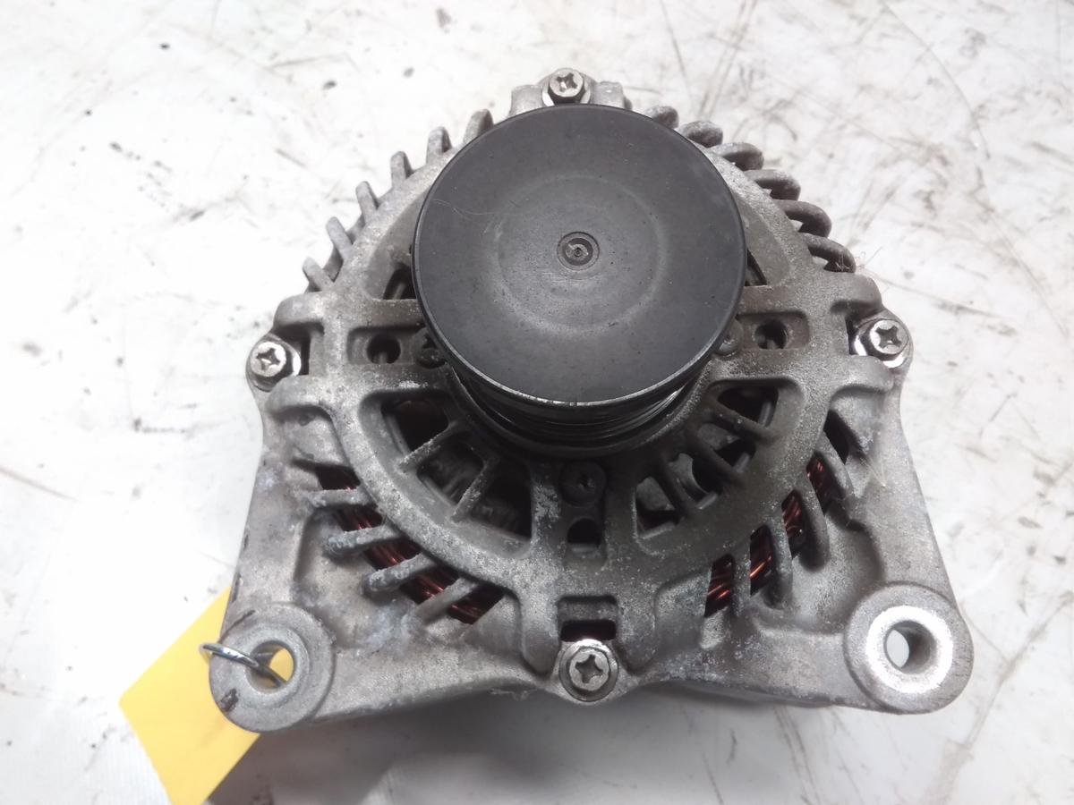 Nissan Qashqai J10 original Lichtmaschine Generator 2.0 104kw MR20 Bj.2011
