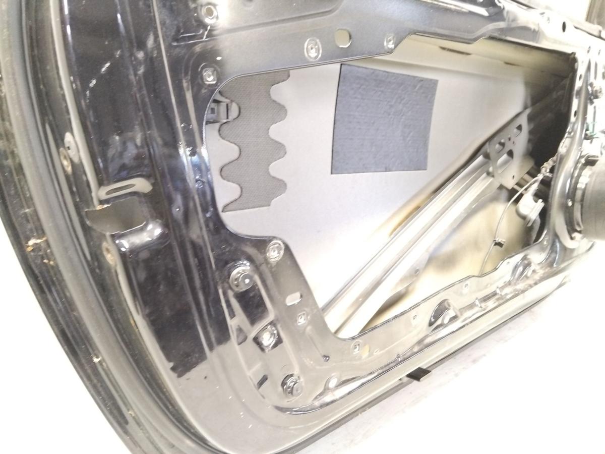 VW Eos T&uuml;r links Fahrert&uuml;r orcaschwarzmetallic LC9X Bj.2006