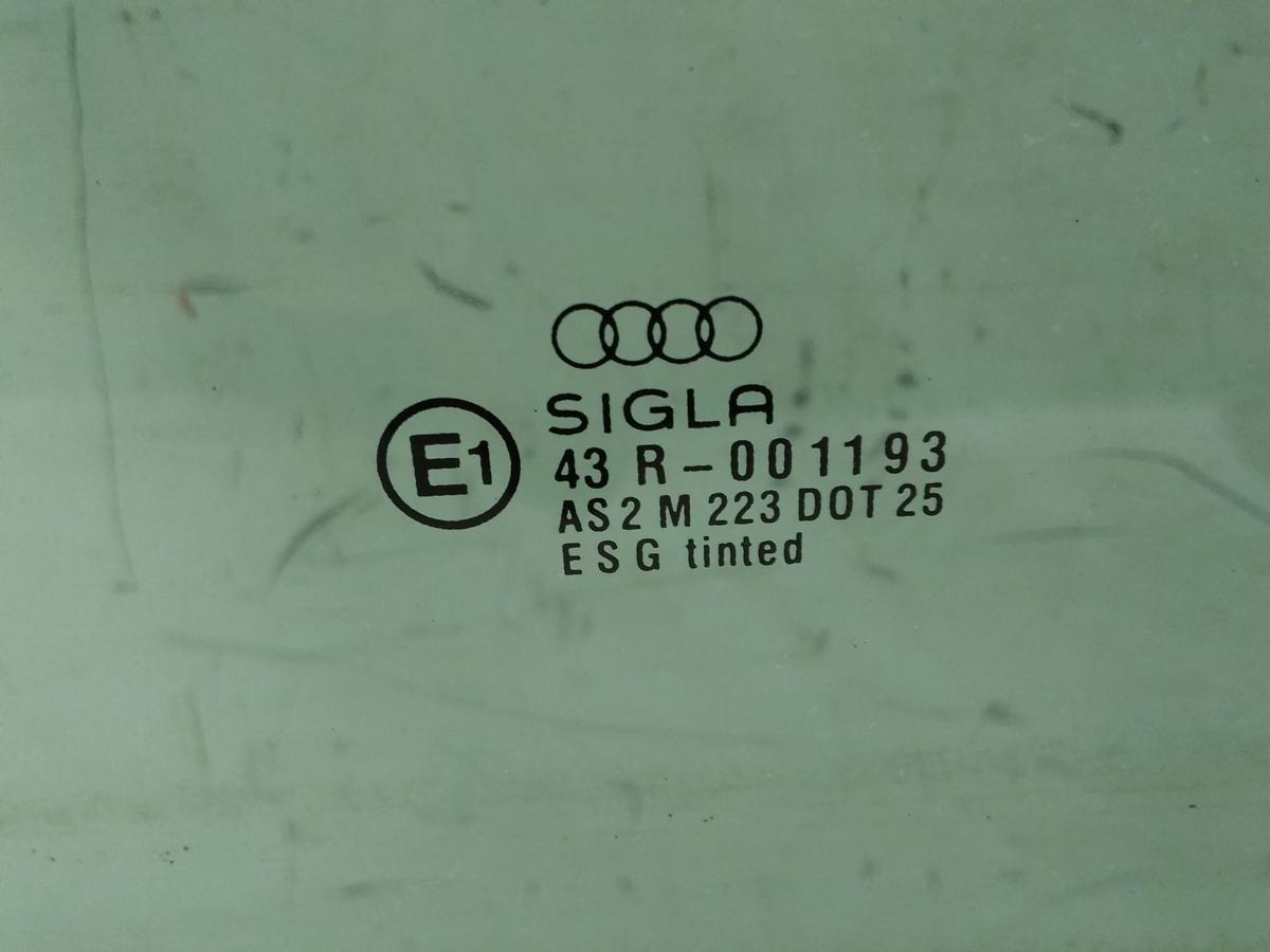 Audi 80 B3 Typ 89 T&uuml;rscheibe vorn rechts gr&uuml;ncolor Bj.1989