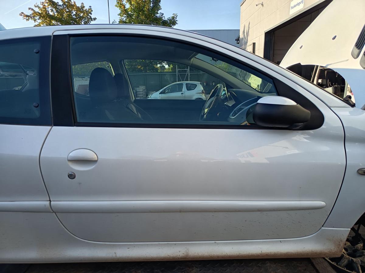 Peugeot 206+ 3t&uuml;rer original T&uuml;r rechts Beifahrer EWP Schneewei&szlig; Bj 2009