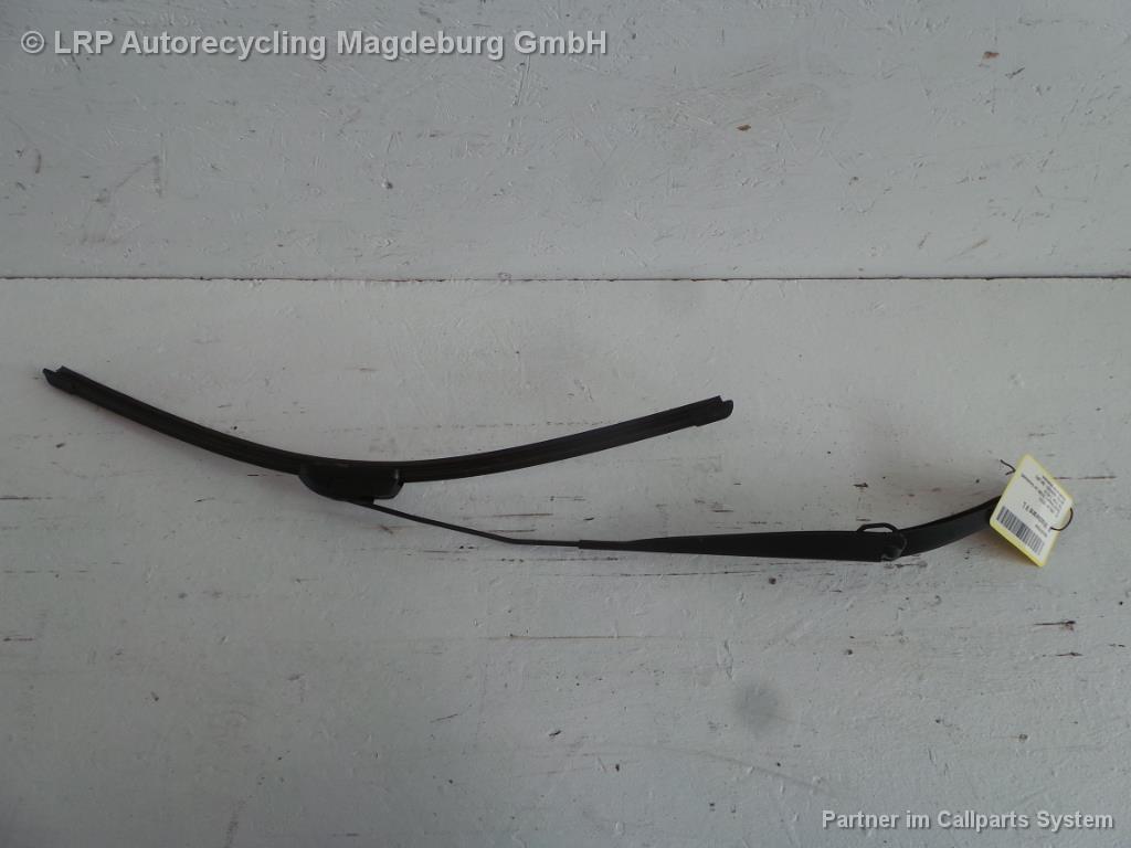 Renault Megane II 2 Bj.02 Wischerarm vorn links 8200422212