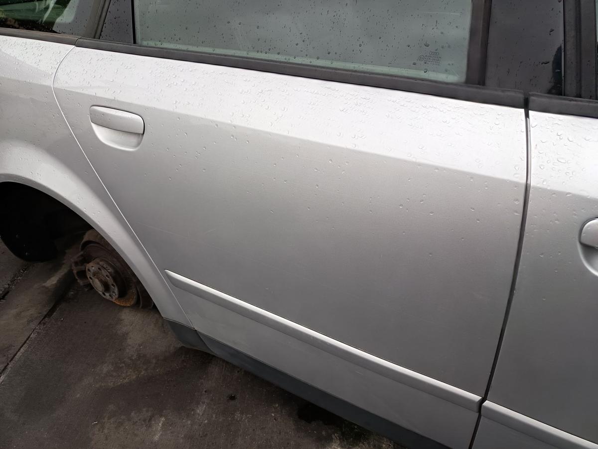 Audi A4 B6 Kombi original T&uuml;r hinten rechts LY7W Lichtsilber Metallic Bj 2002