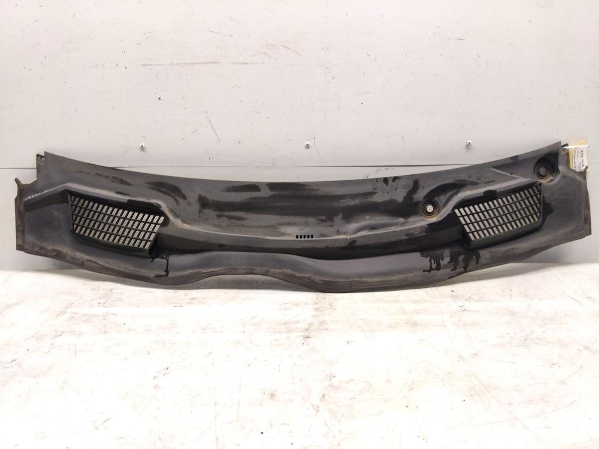 Mercedes Benz Vito 447 original Plastikabdeckung Windlauf Bj.2014