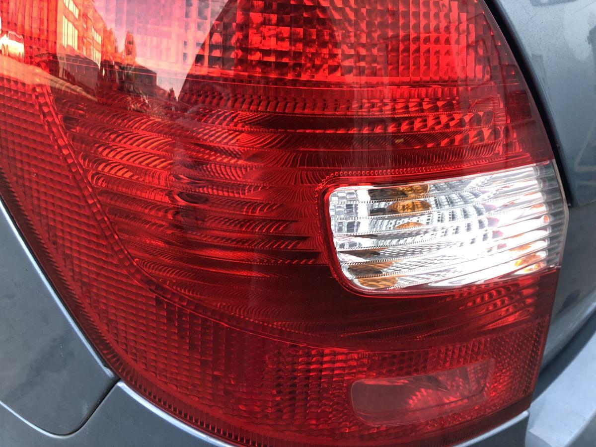 Skoda Fabia II 2 Typ 5J R&uuml;ckleuchte links R&uuml;cklicht Heckleuchte Kombi