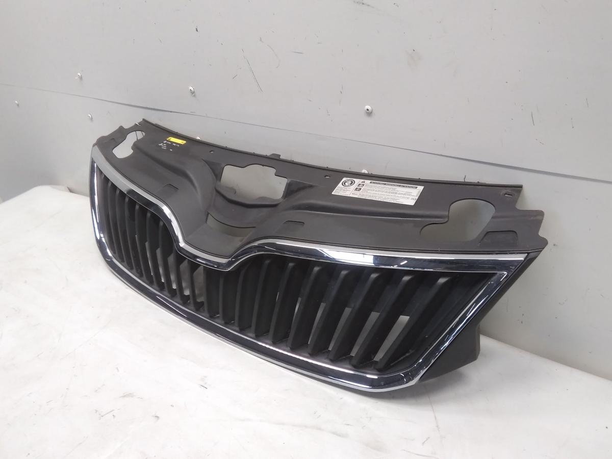 Skoda Rapid NH original Kühlergrill mit Chromrahmen Bj.2013