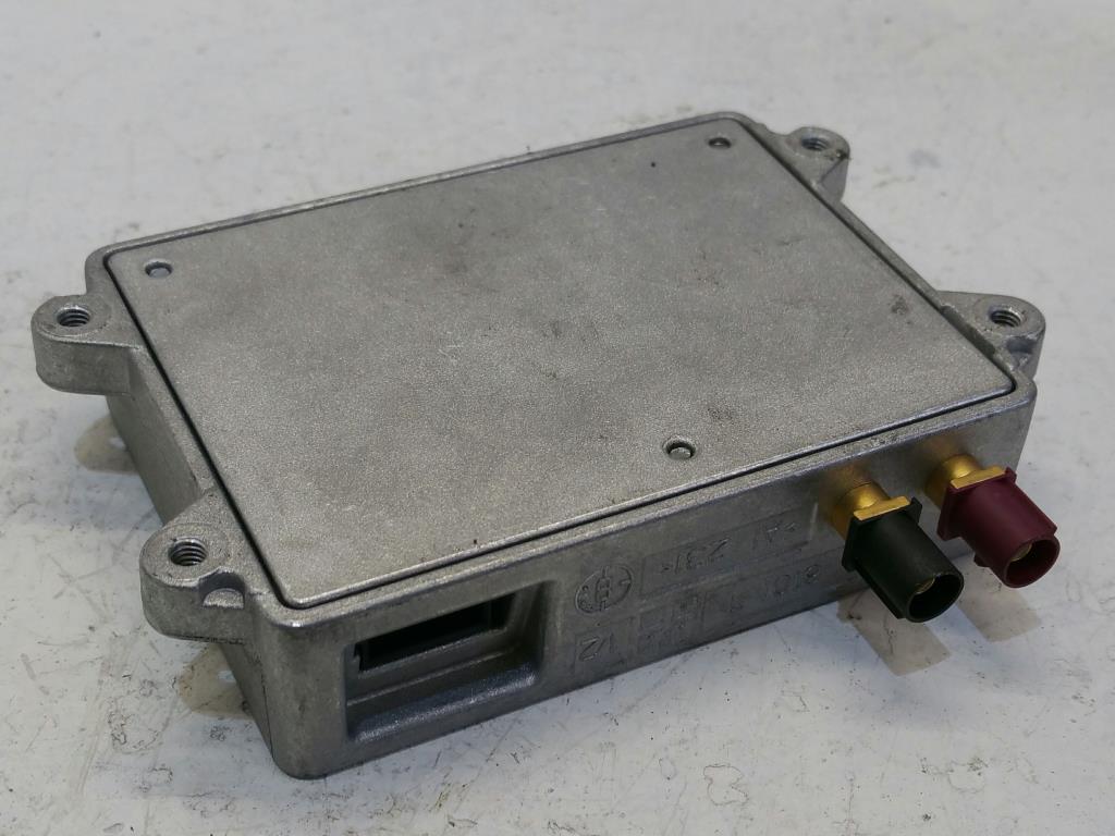 Audi A4 8K B8 Bj.08 Verstärker Antenne Antennenverstärker 8J0035456