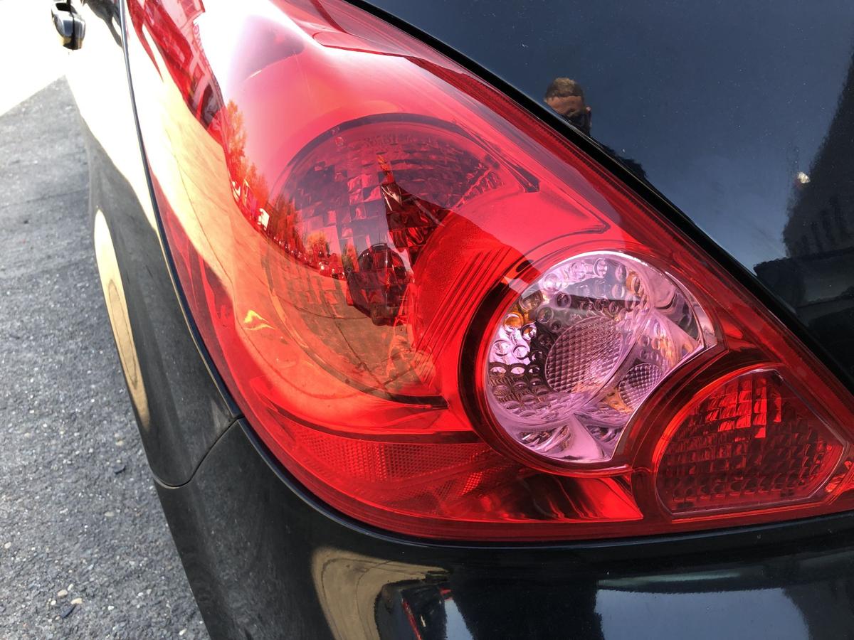 Nissan Tiida C11 R&uuml;ckleuchte links R&uuml;cklicht Heckleuchte 5trg R&uuml;ckscheinwerfer
